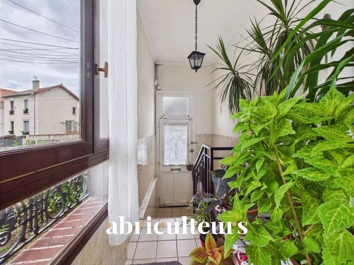 Image No.6-2 Bed House for sale