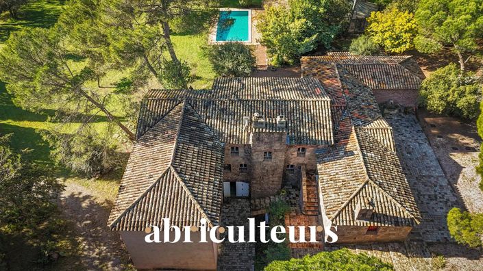 Image No.2-4 Bed House for sale