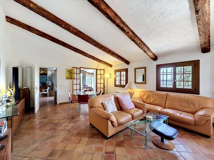 Image No.7-4 Bed House for sale