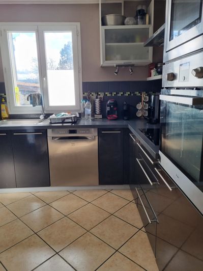 Image No.12-4 Bed House for sale