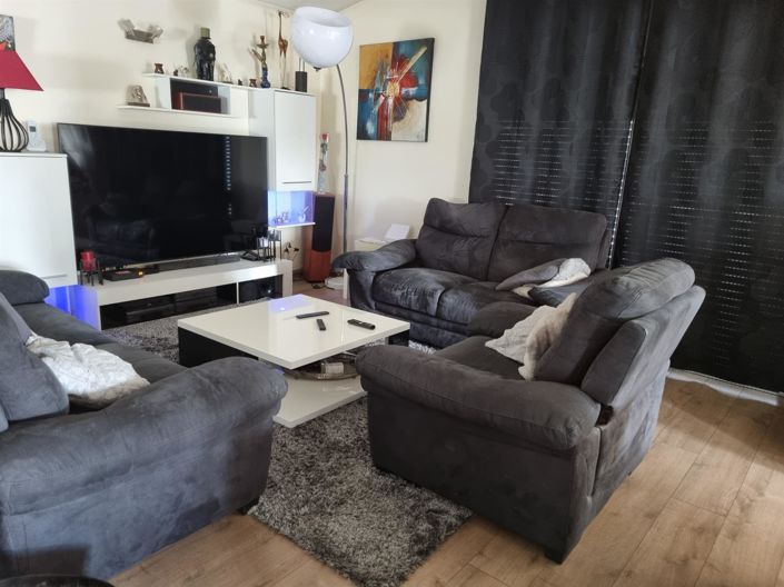 Image No.13-4 Bed House for sale