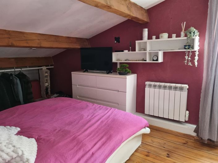 Image No.20-4 Bed House for sale