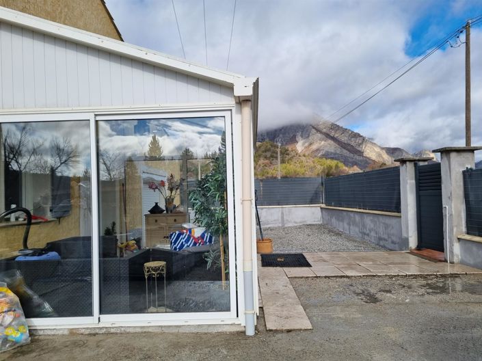 Image No.5-4 Bed House for sale