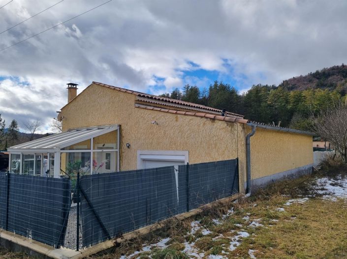 Image No.8-4 Bed House for sale