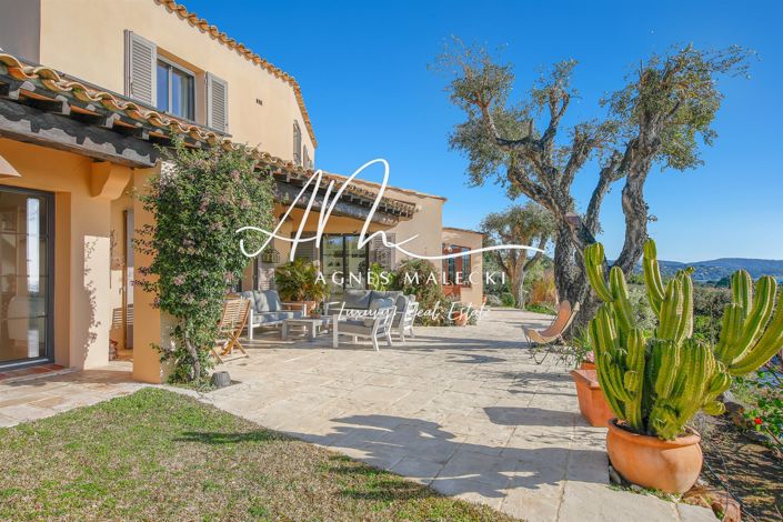 Image No.4-4 Bed House for sale