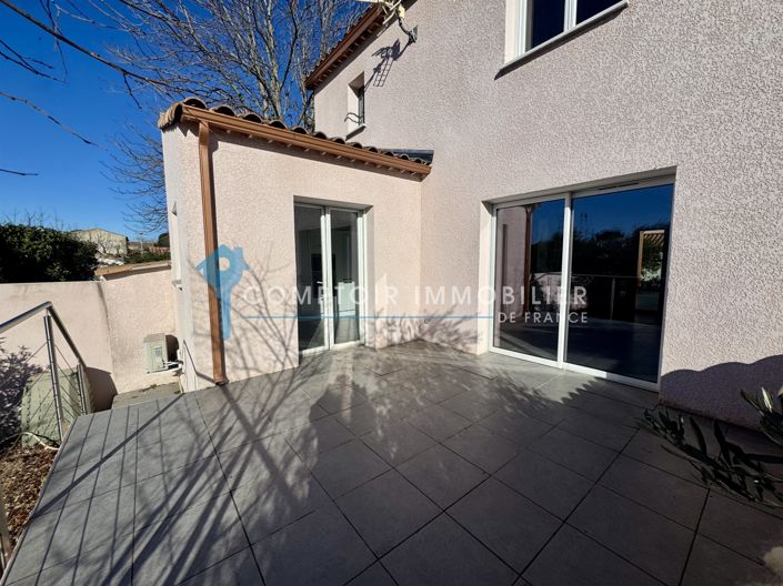 Image No.10-3 Bed House for sale