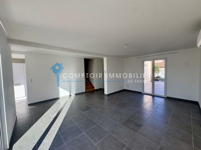 Image No.6-3 Bed House for sale