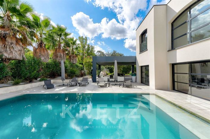 Image No.3-5 Bed House for sale