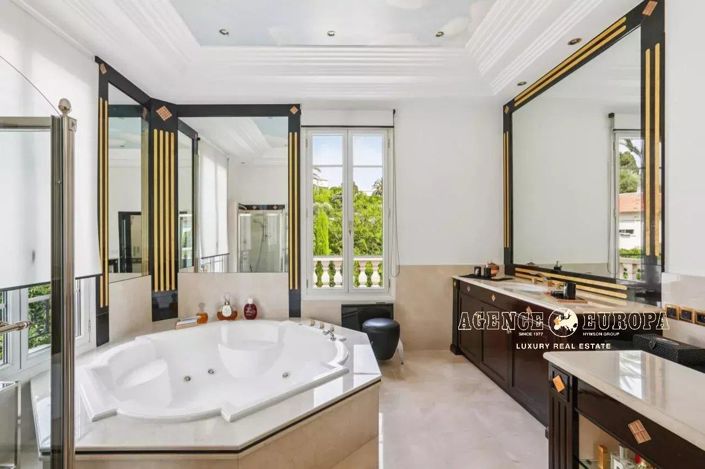 Image No.9-Maison de 6 chambres à vendre à Cannes