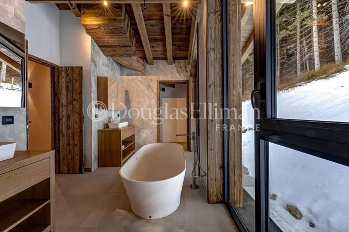 Image No.12-5 Bed House for sale