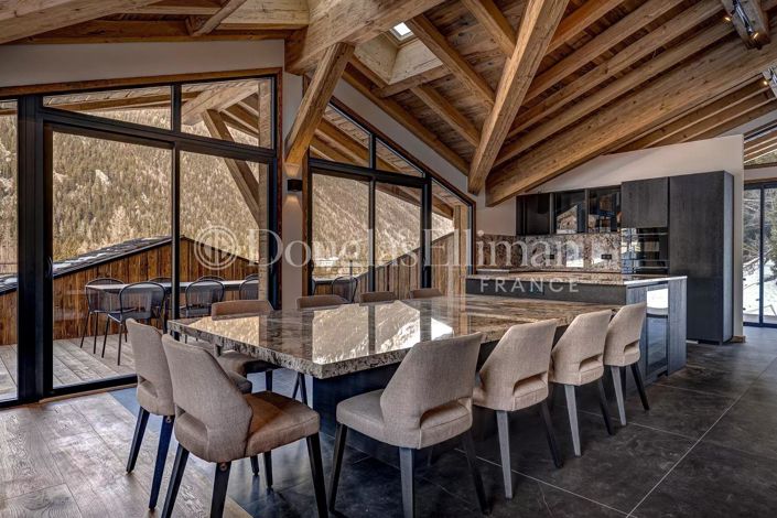 Image No.4-5 Bed House for sale