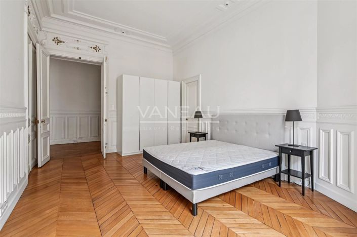 Image No.10-Appartement de 4 chambres à vendre à Paris