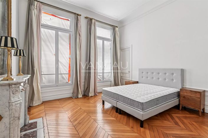 Image No.12-Appartement de 4 chambres à vendre à Paris