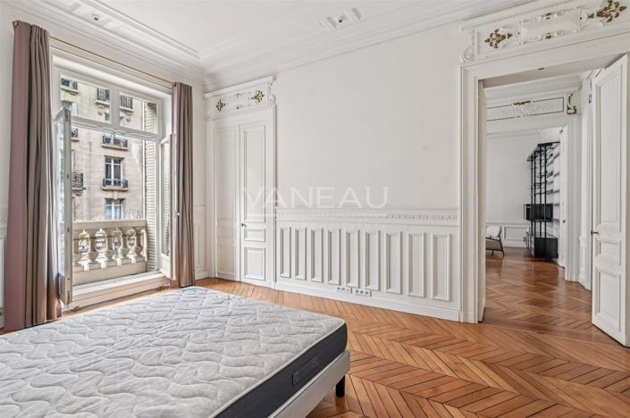 Image No.8-Appartement de 4 chambres à vendre à Paris