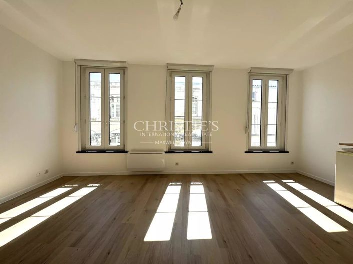 Image No.9-Propriété à vendre à La Rochelle