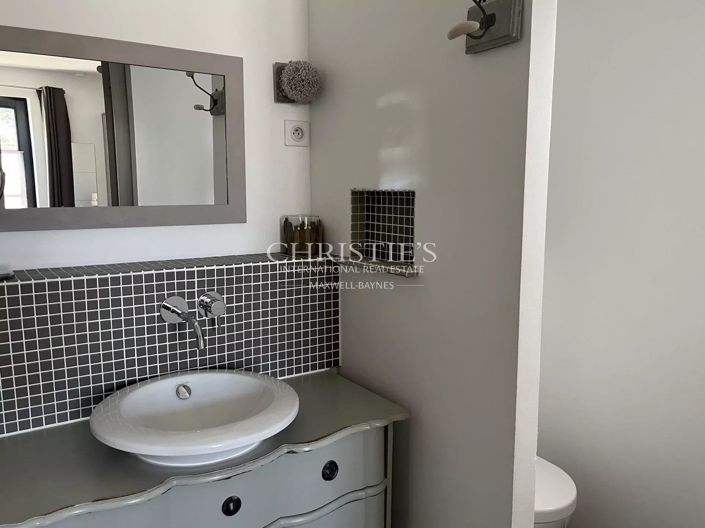 Image No.14-5 Bed House for sale