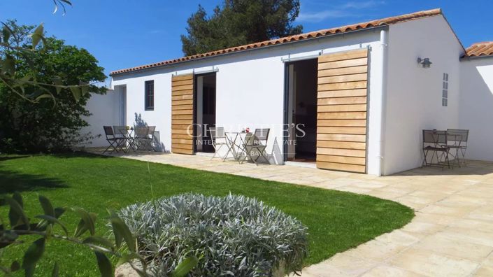 Image No.2-5 Bed House for sale