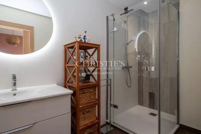 Image No.11-3 Bed Apartment for sale