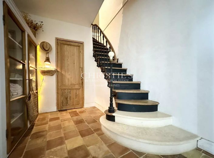 Image No.15-5 Bed House for sale