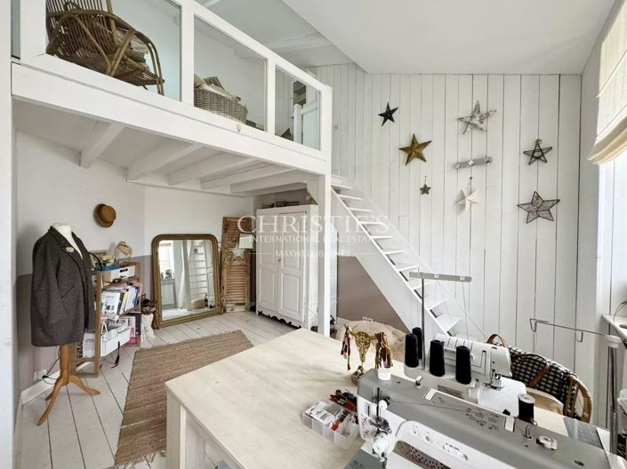 Image No.23-5 Bed House for sale