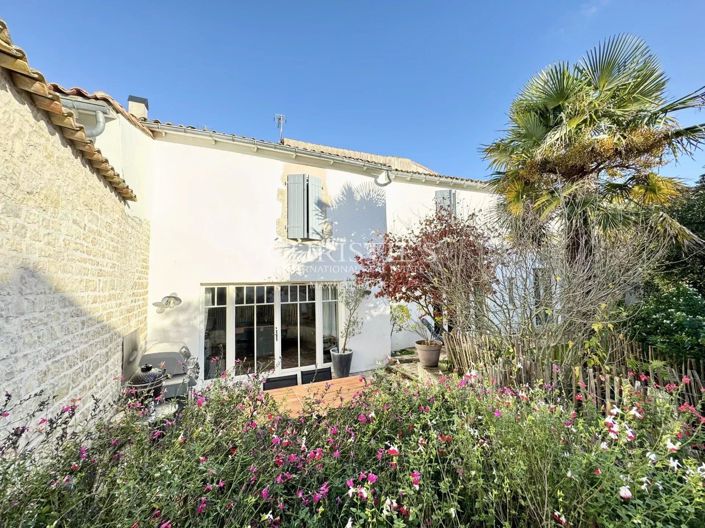 Image No.31-5 Bed House for sale