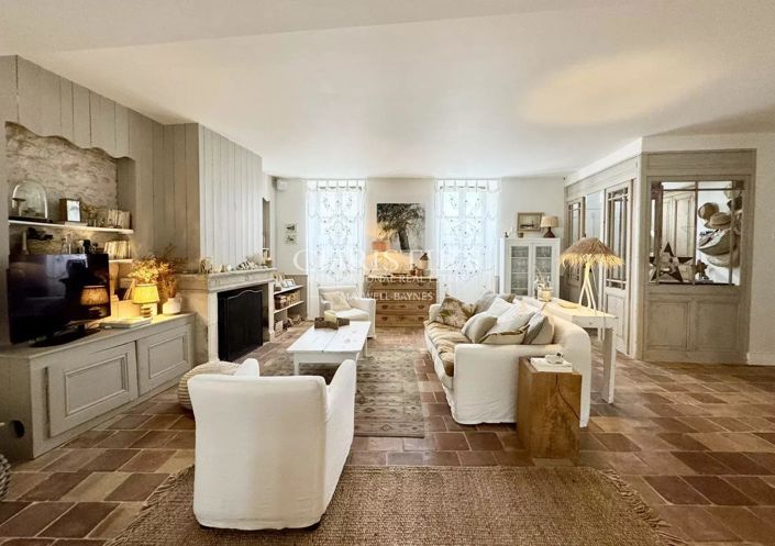 Image No.5-5 Bed House for sale