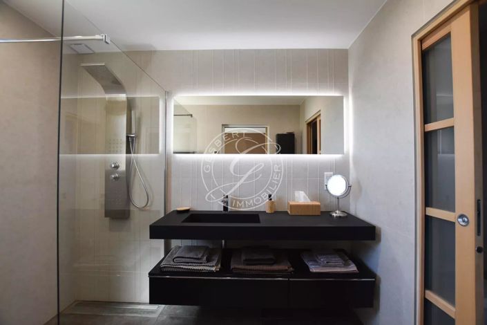 Image No.13-5 Bed House for sale