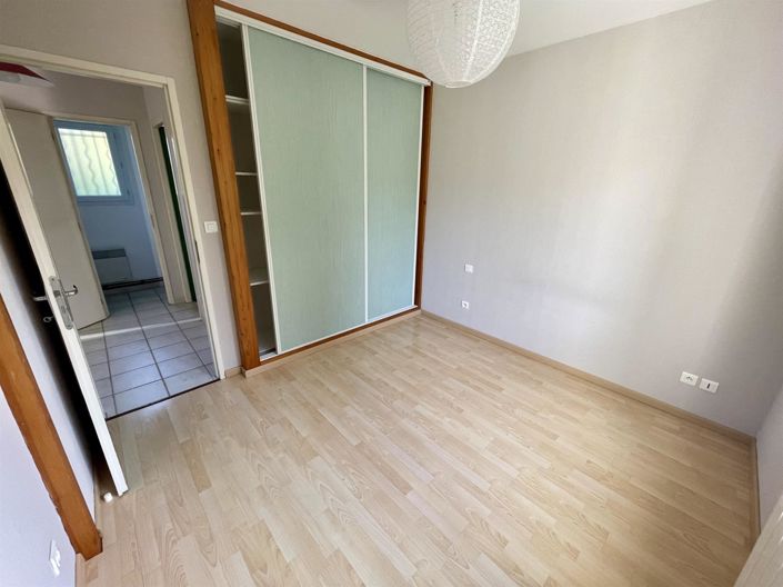 Image No.11-1 Bed House for sale