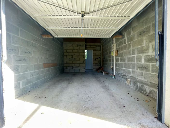 Image No.17-1 Bed House for sale