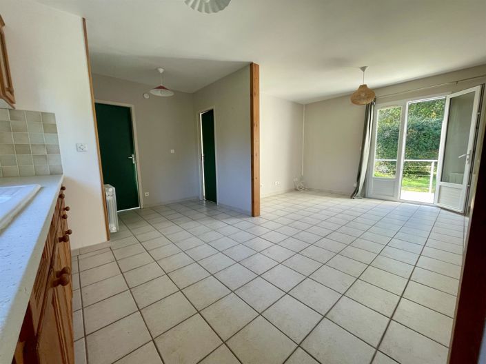 Image No.8-1 Bed House for sale