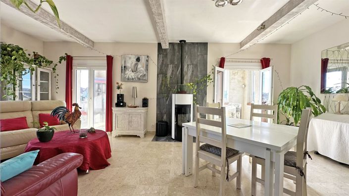 Image No.3-4 Bed House for sale