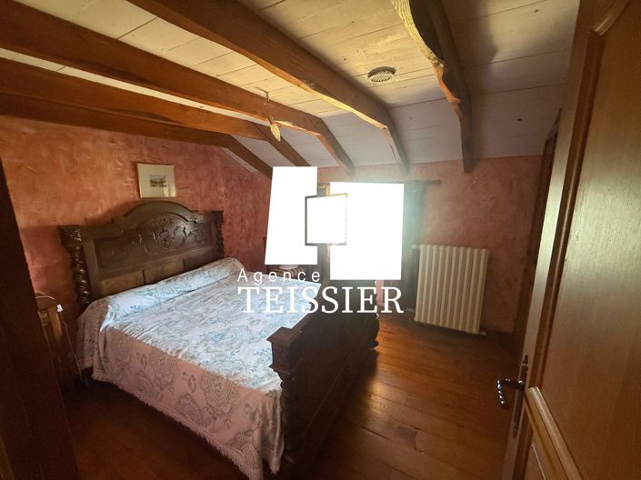 Image No.17-4 Bed House for sale