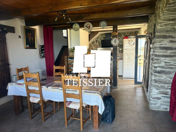 Image No.6-4 Bed House for sale