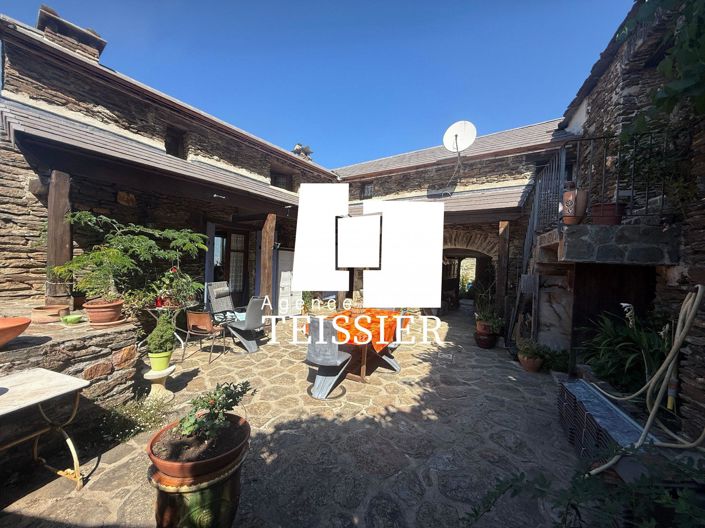 Image No.9-4 Bed House for sale