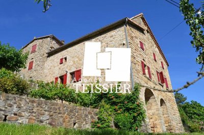 1 - Saint-Pierre-Saint-Jean, Maison