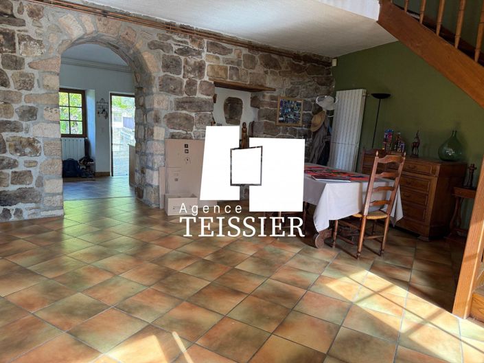 Image No.16-Maison de 7 chambres à vendre à Saint-Pierre-Saint-Jean