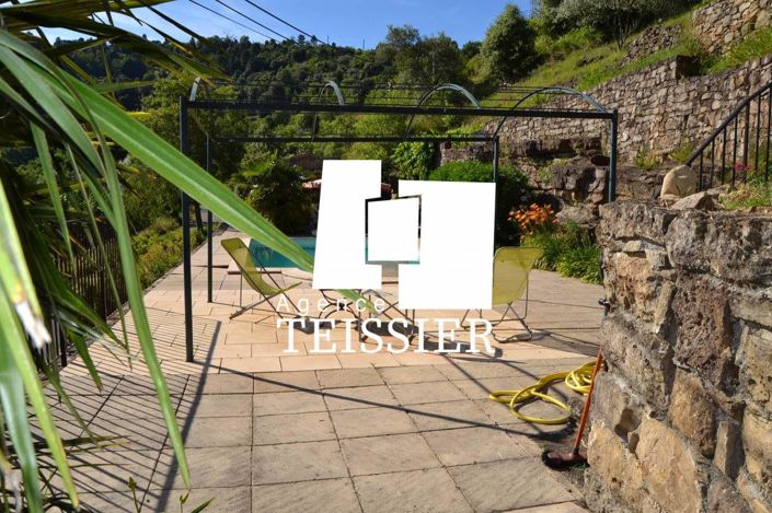 Image No.8-7 Bed House for sale