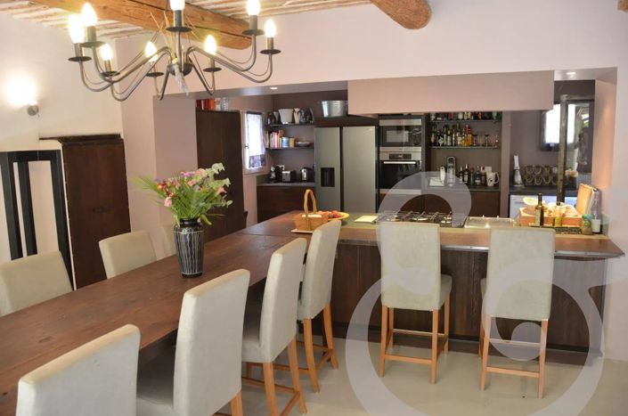 Image No.10-5 Bed House for sale