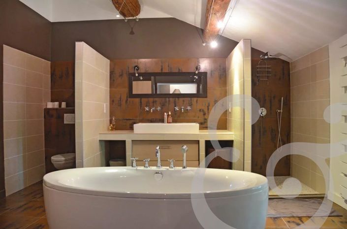 Image No.13-5 Bed House for sale