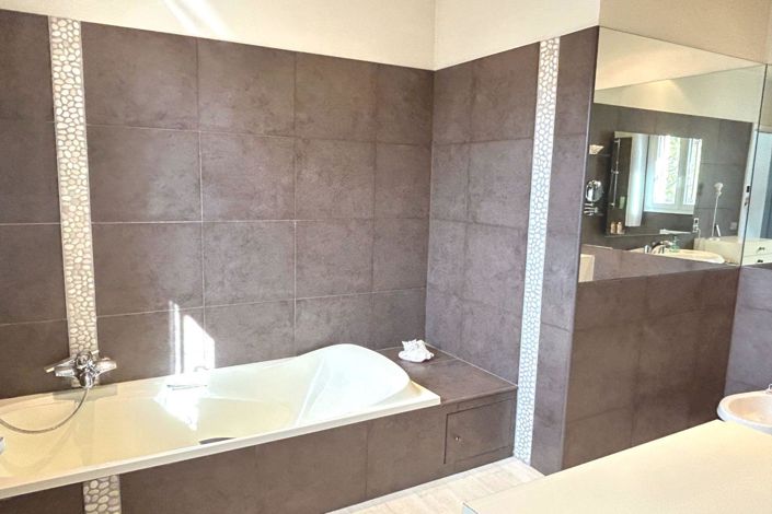 Image No.14-Maison de 4 chambres à vendre à Grasse