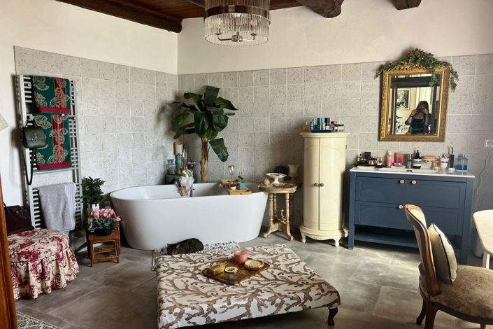 Image No.10-5 Bed House for sale