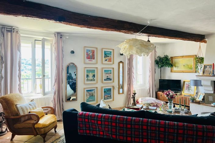 Image No.16-5 Bed House for sale