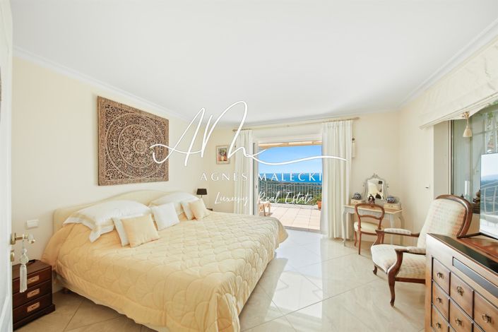 Image No.16-4 Bed House for sale