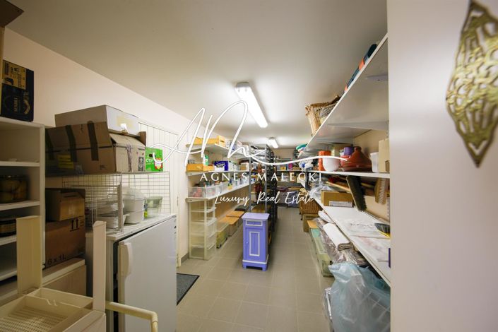 Image No.19-4 Bed House for sale