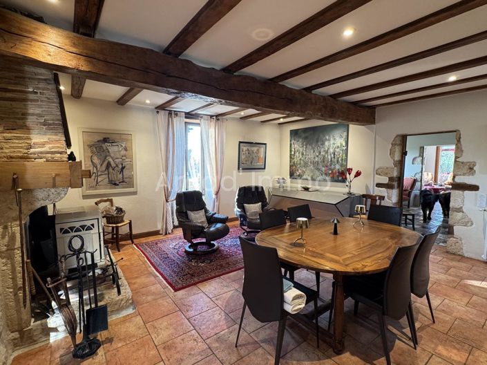 Image No.4-6 Bed House for sale