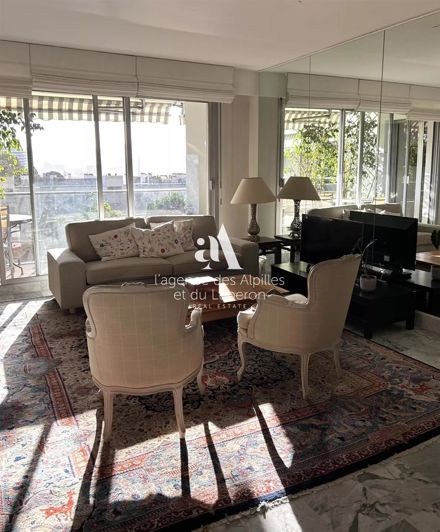 Image No.8-Appartement de 2 chambres à vendre à Bouches-du-Rhône