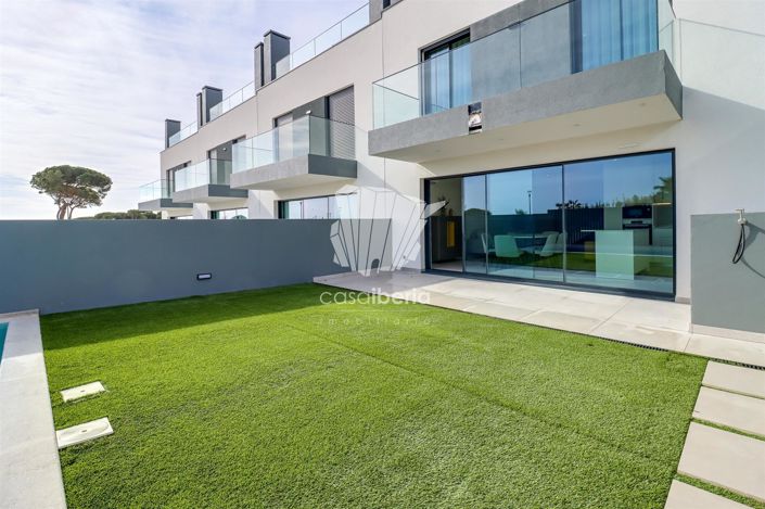 Image No.33-4 Bed House for sale