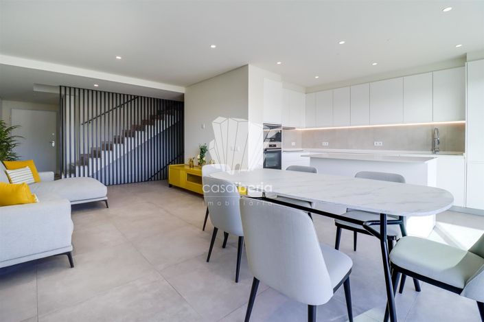 Image No.7-4 Bed House for sale