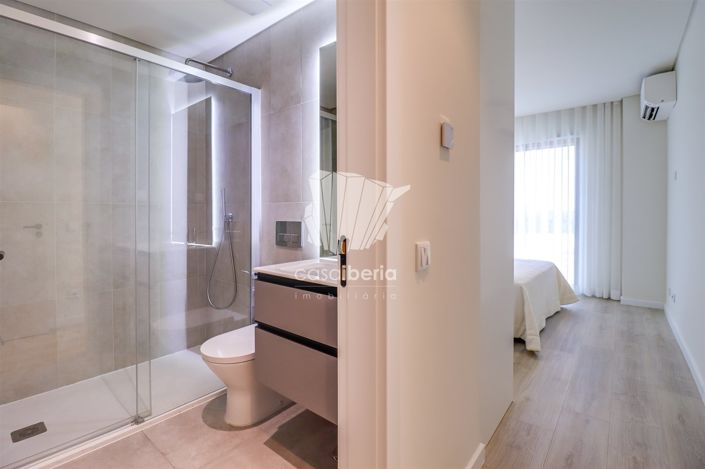 Image No.31-4 Bed House for sale