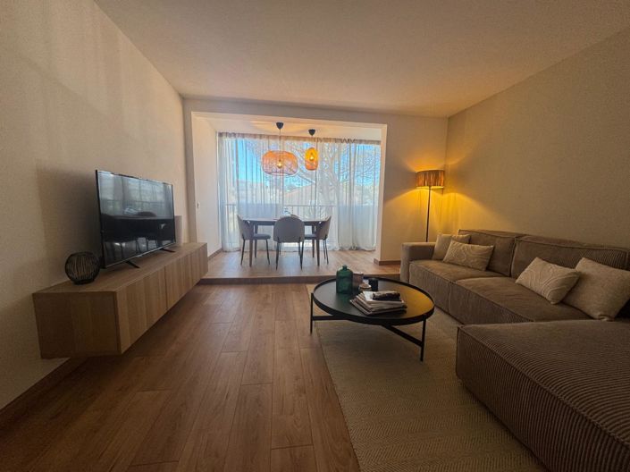 Image No.2-Appartement de 2 chambres à vendre à Saint-Tropez